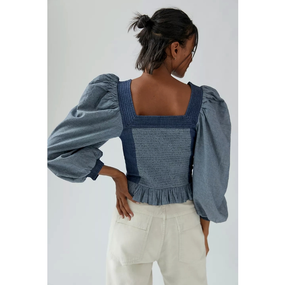 NWT, ANTHROPOLOGIE, Smocked Puff-Sleeve Blouse - Picture 2 of 2